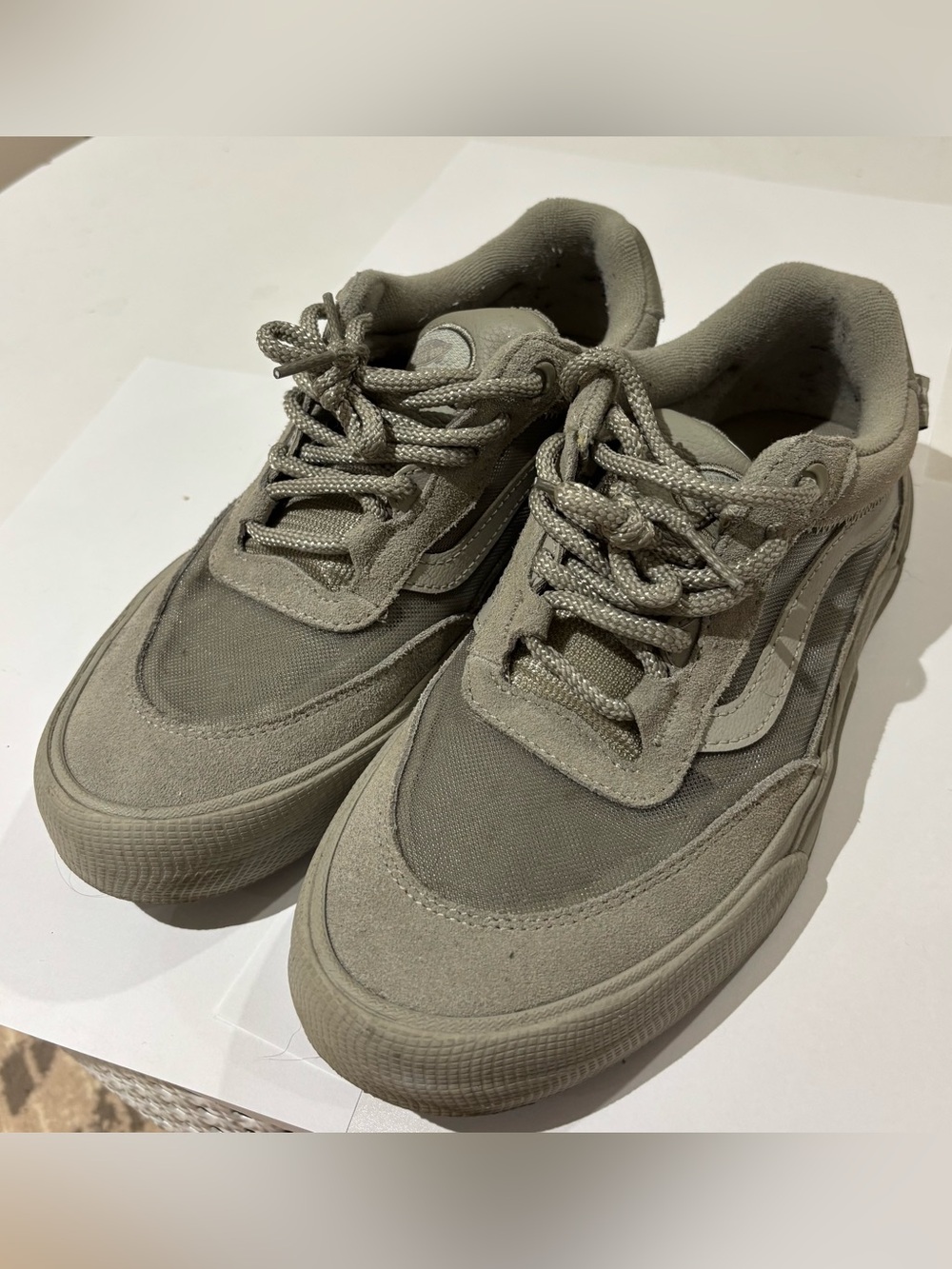 Vans Men's Low-Top Sneakers in Light Gray